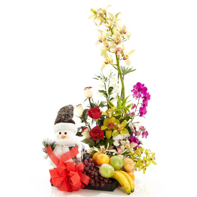 Frutero Navideño con Rosas, Orquídeas y Muñeco Decorativo - Diseño Esplendor